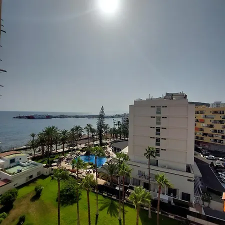 Comodoro Cristianos 601t * Los Cristianos (Tenerife)